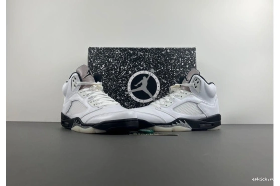 Rep EP DD0587-110 and 5   Jordan 